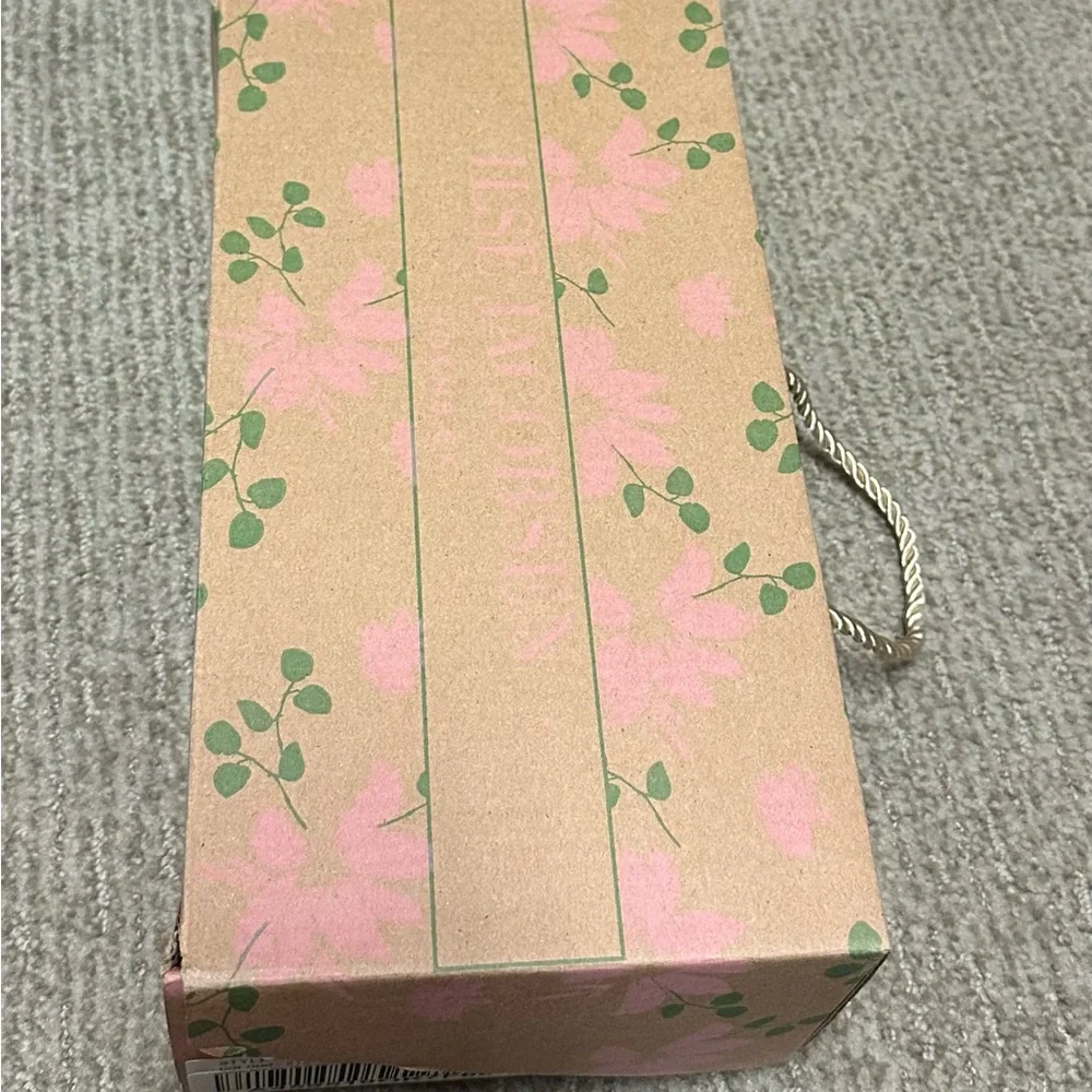 Ilse Jacobsen Tulip 139 Slip On Sneakers Cutout Perforated BRAND NEW IN BOX - Picture 3 of 4